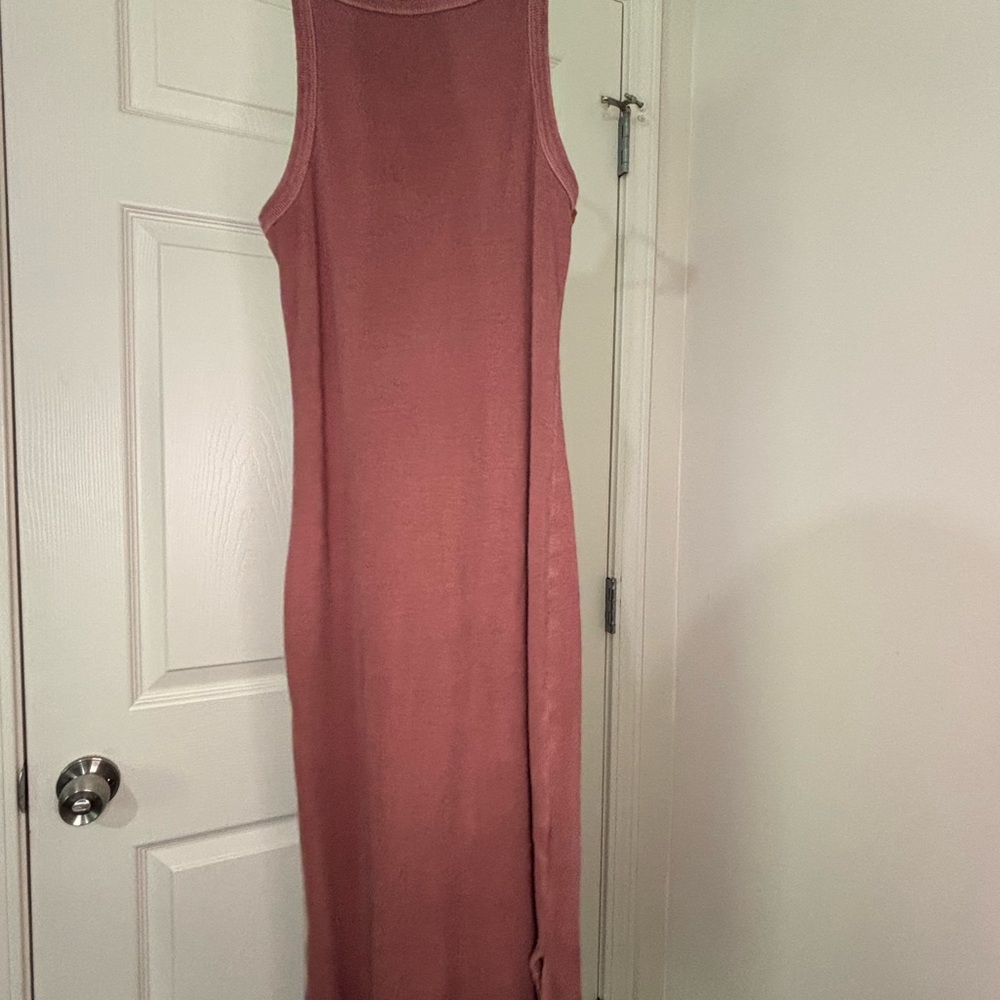 Old Navy Sleeveless Rose Maxi Dress